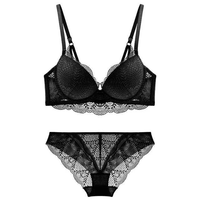 2 Piece Ladies underwear Set Lace Sexy Comfortable Brassiere Adjustable Straps Gathered Lingerie Push-up Bra And Panty Set