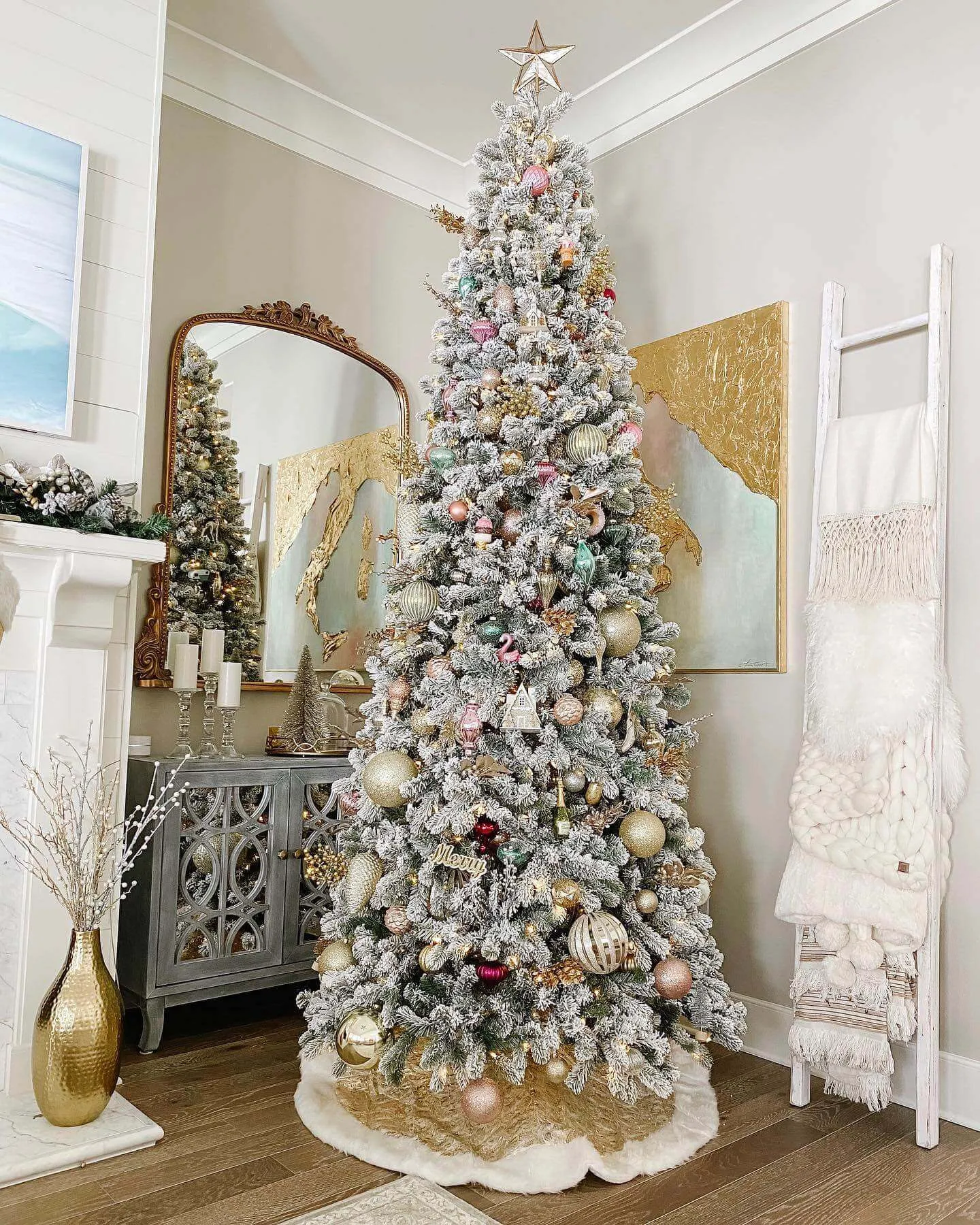 7.5' King Flock® Slim Tree Unlit - FINAL SALE