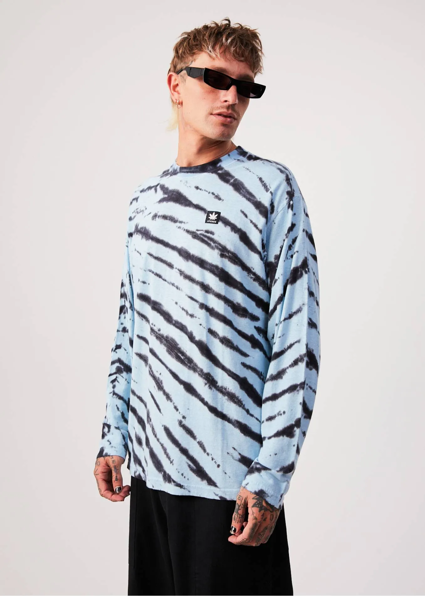 AFENDS Unisex Controlla - Unisex Tie-Dye Long Sleeve T-Shirt - Sky Blue