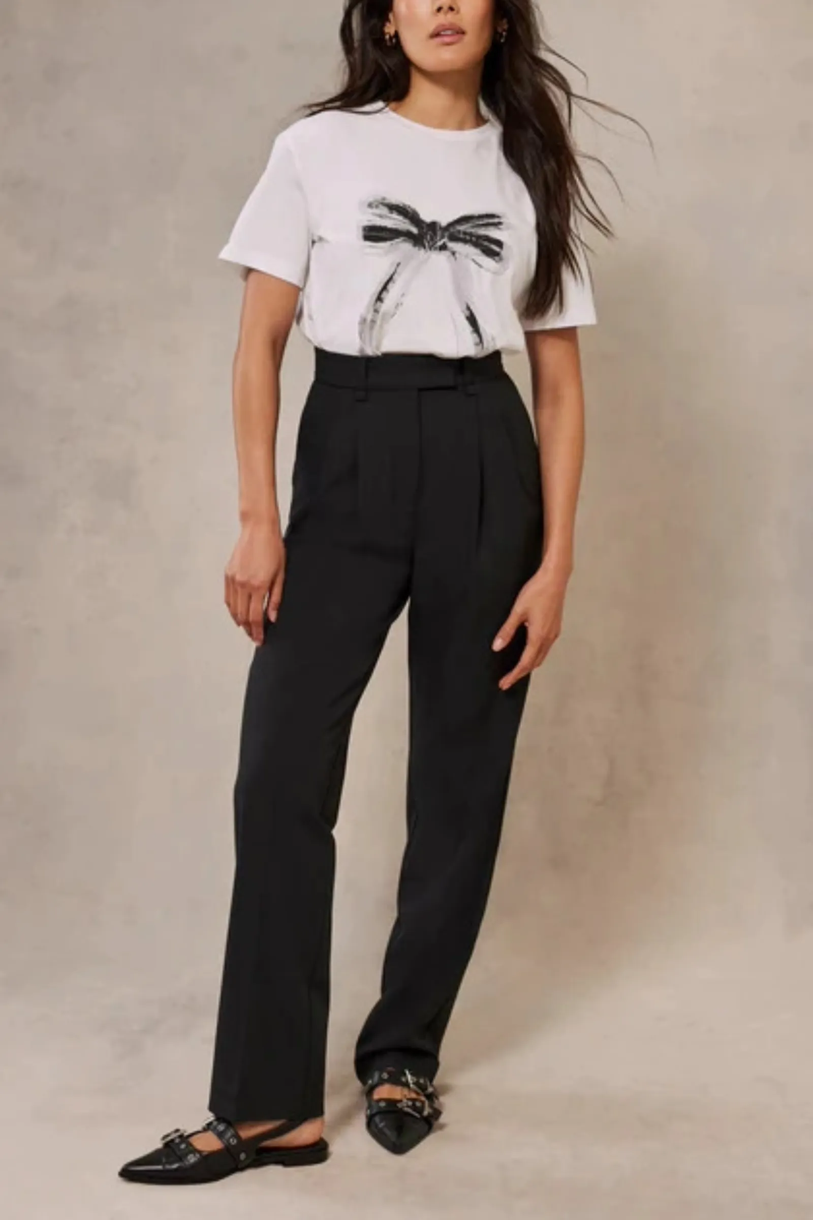 Black Tapered Pleated Trousers