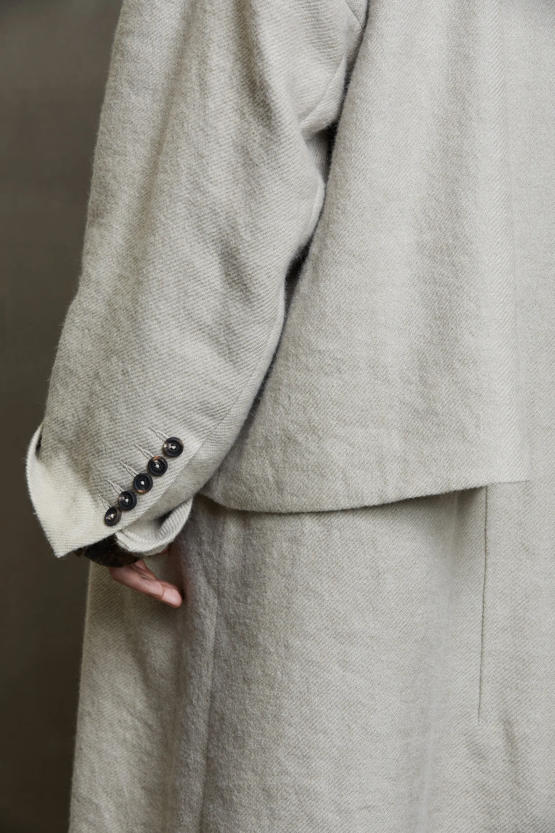 DOUBLE LAYER OVERCOAT