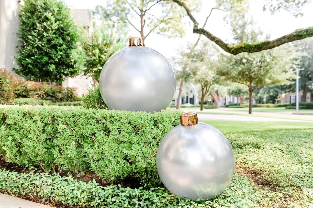 Holiball® - The Inflatable Ornament (30" Silver)