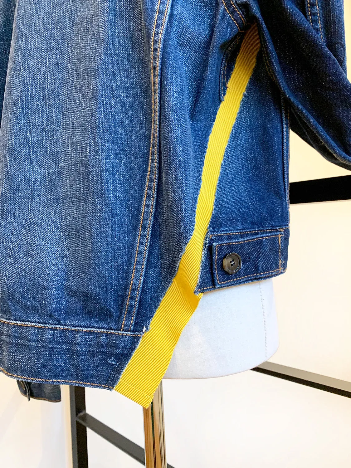 LUTZ HUELLE  TRACK DENIM JACKET