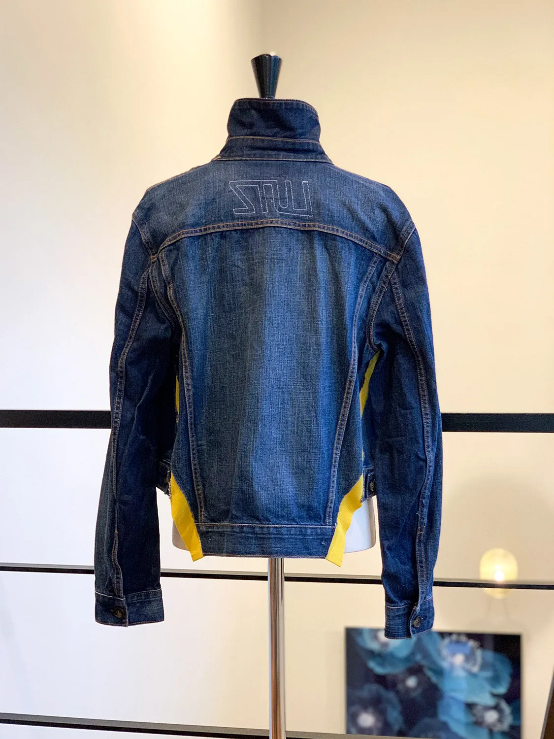 LUTZ HUELLE  TRACK DENIM JACKET