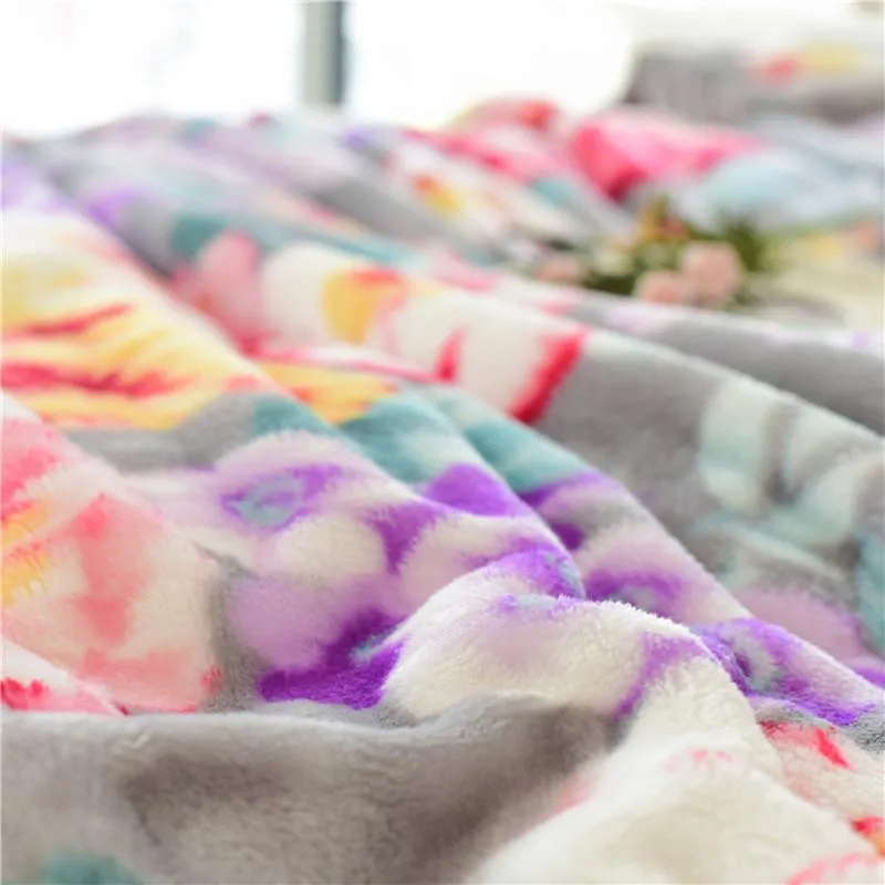 Modern Fashion Super Comfortable Blanket