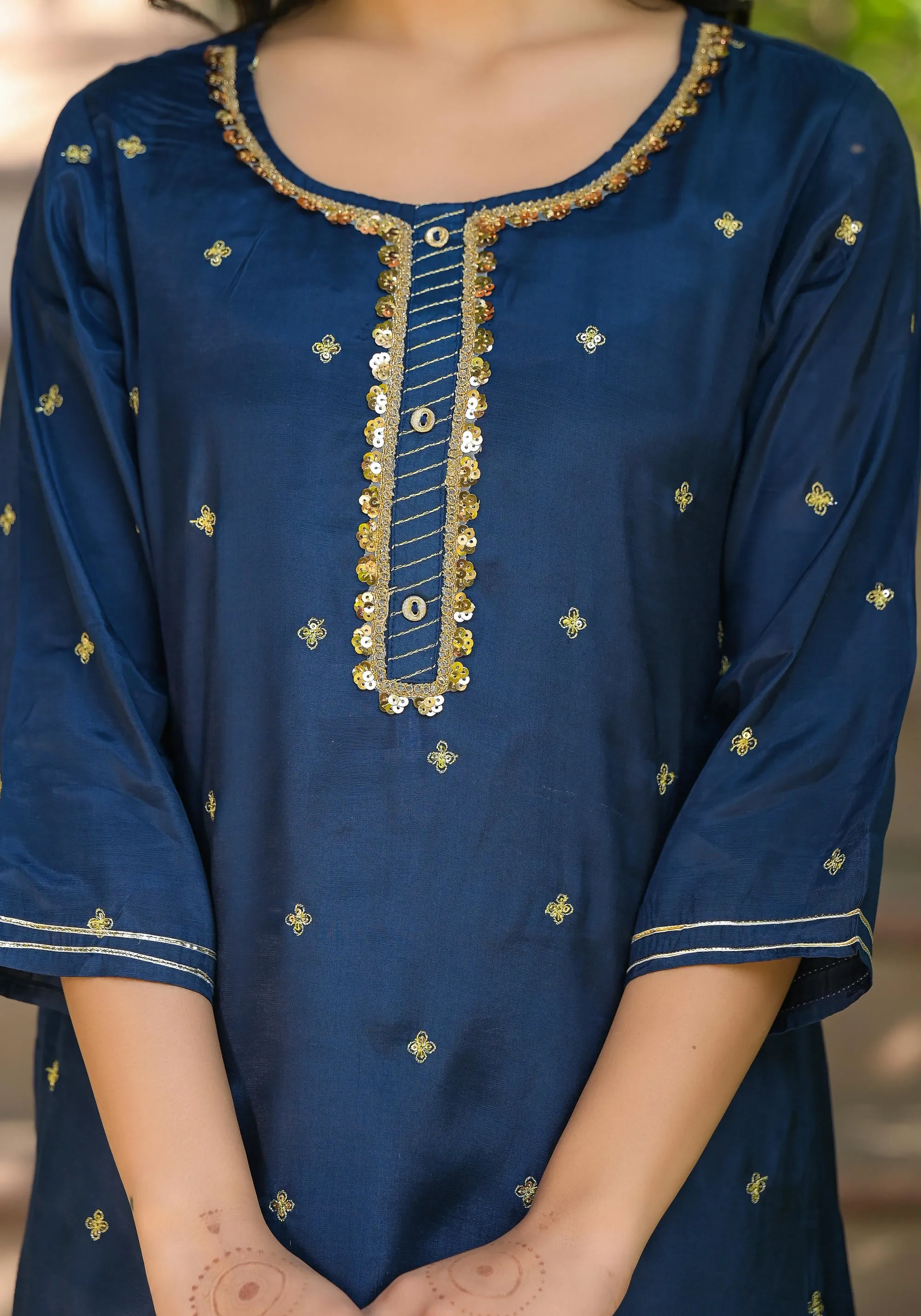 Navy Zari Embroidered Viscose Tunic With Sequins