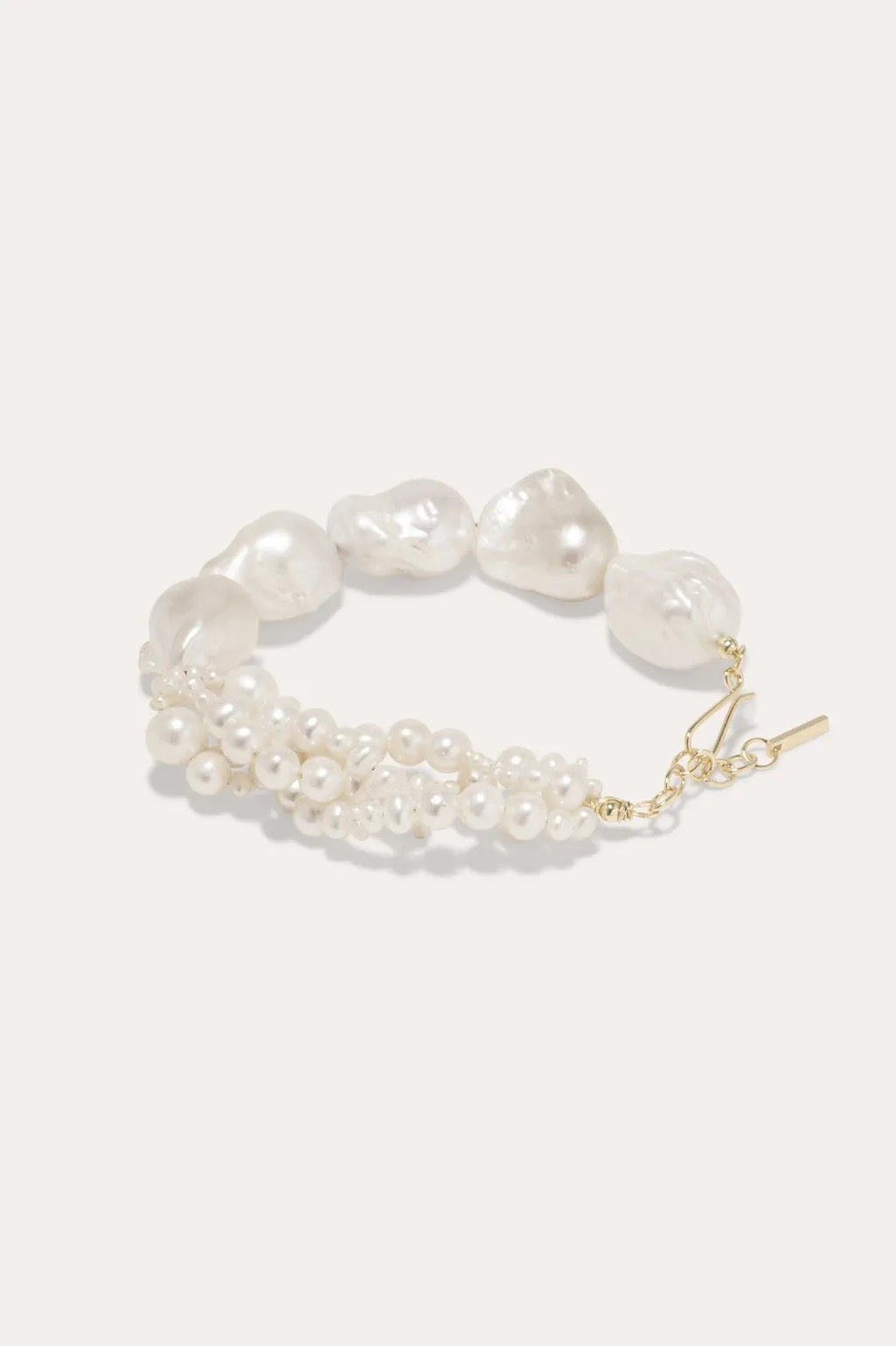 Parade of Possibilities - Pearl and Gold Plated Bracelet