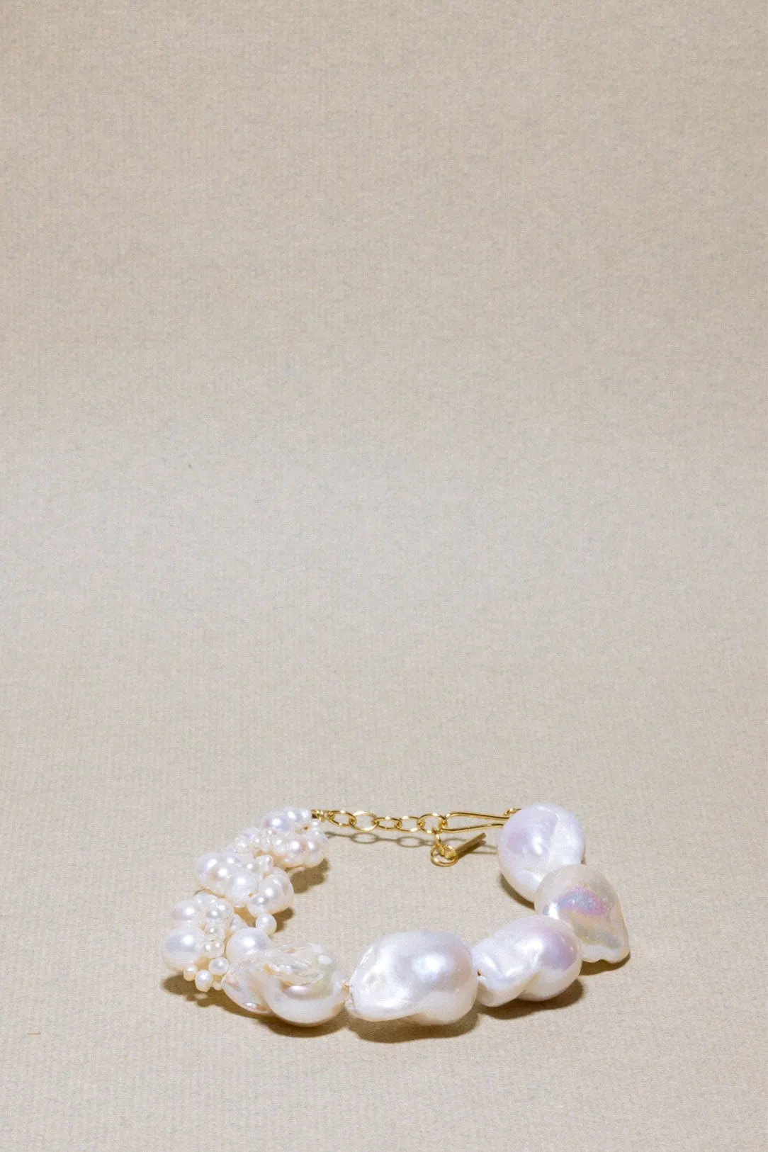 Parade of Possibilities - Pearl and Gold Plated Bracelet