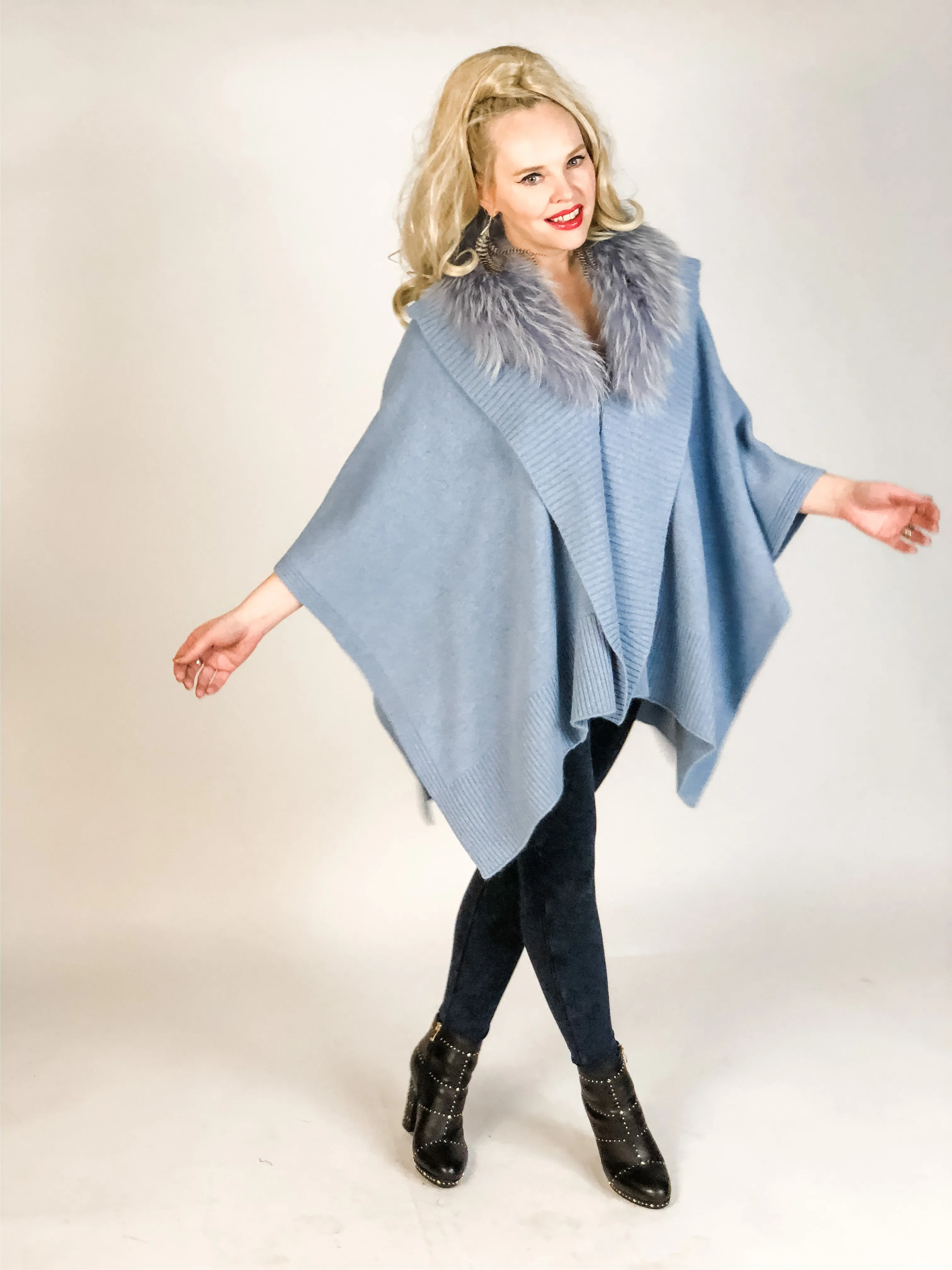 Premium Cashmere Cape with Fur Collar