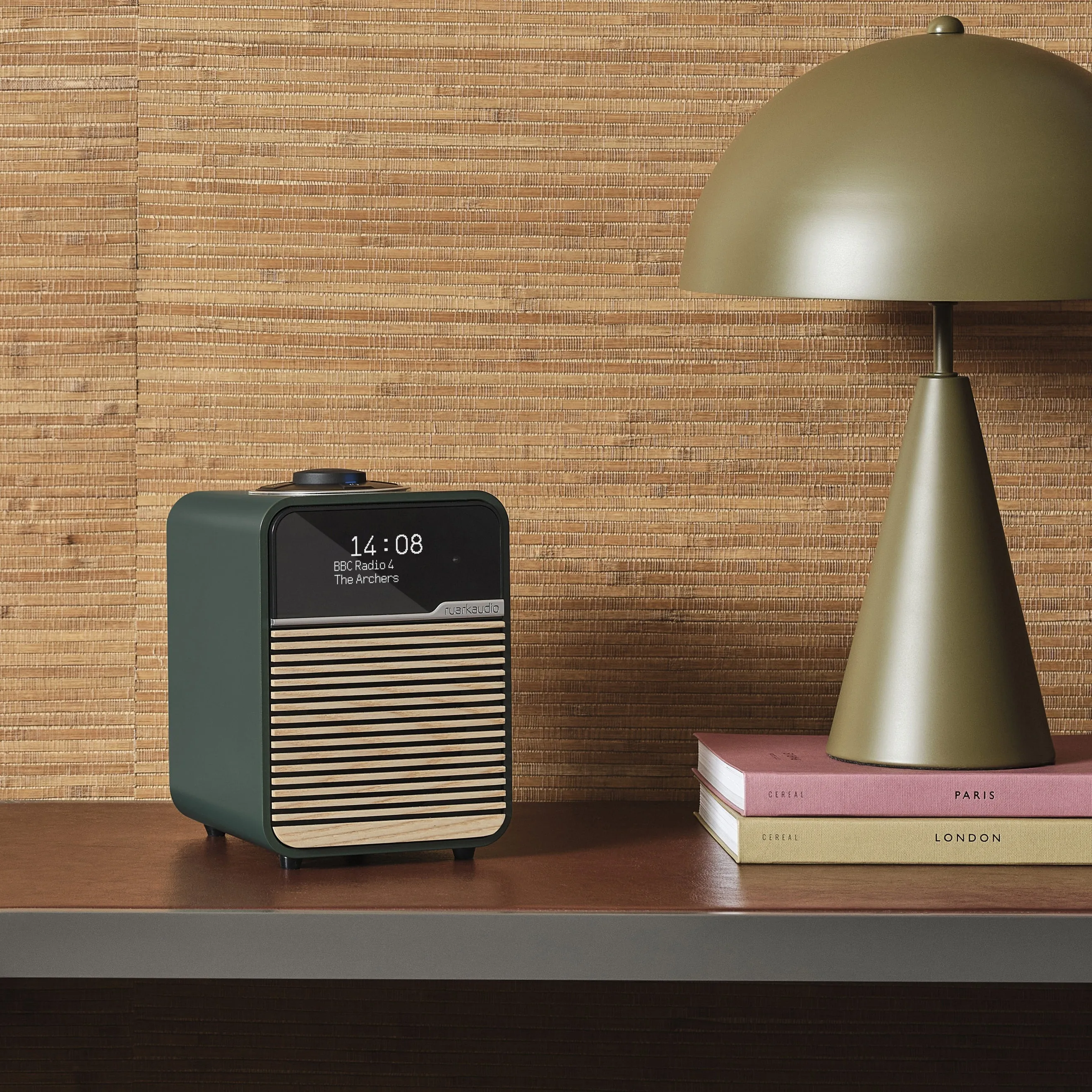 R1 Mk4 Bluetooth Radio in Pine Green